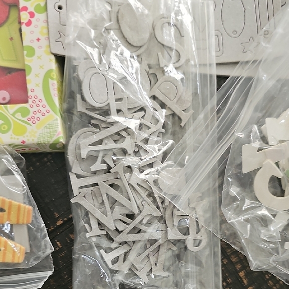 Assorted Alphabet Craft Chipboard Letters And Shapes For Scrapbooking Arts Craft - Picture 5 of 10